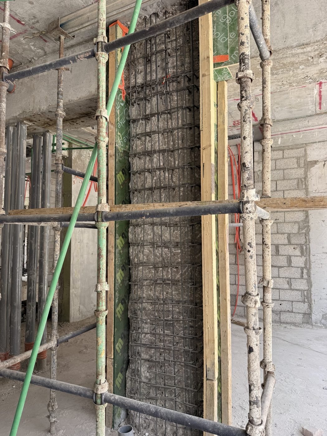 تدعيم 470 عمود — مجمع سكني — الرياض (5)